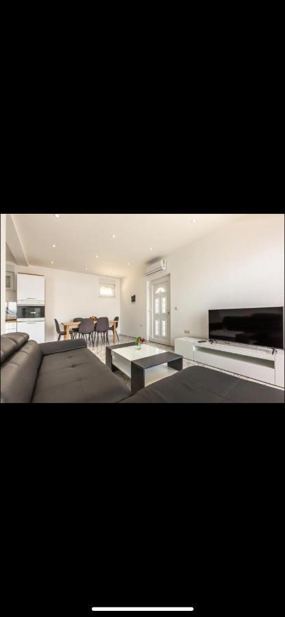 Apartments Arijan30 Celina Luaran gambar